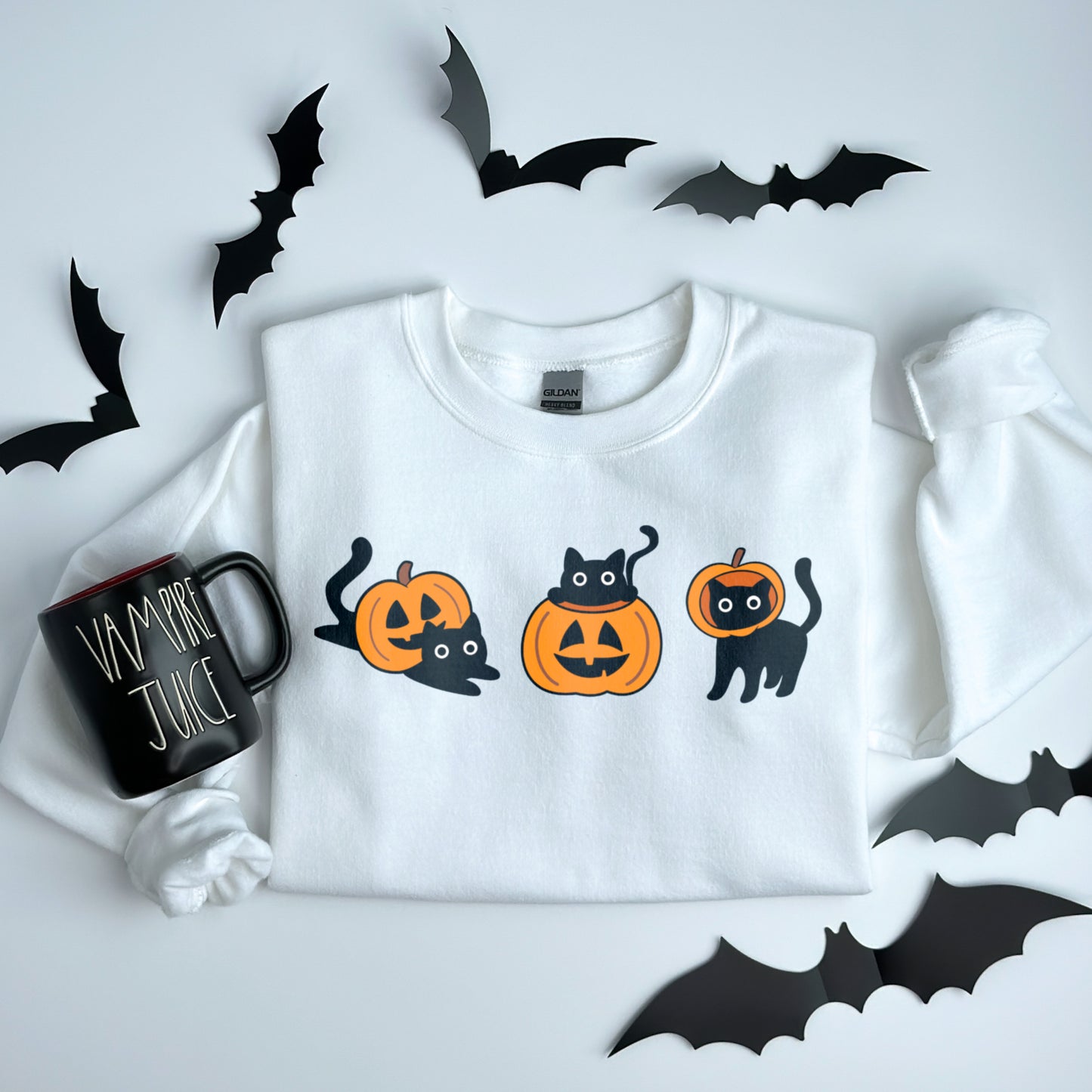 Black Cats and Pumpkins Cute Spooky Halloween Sweatshirt