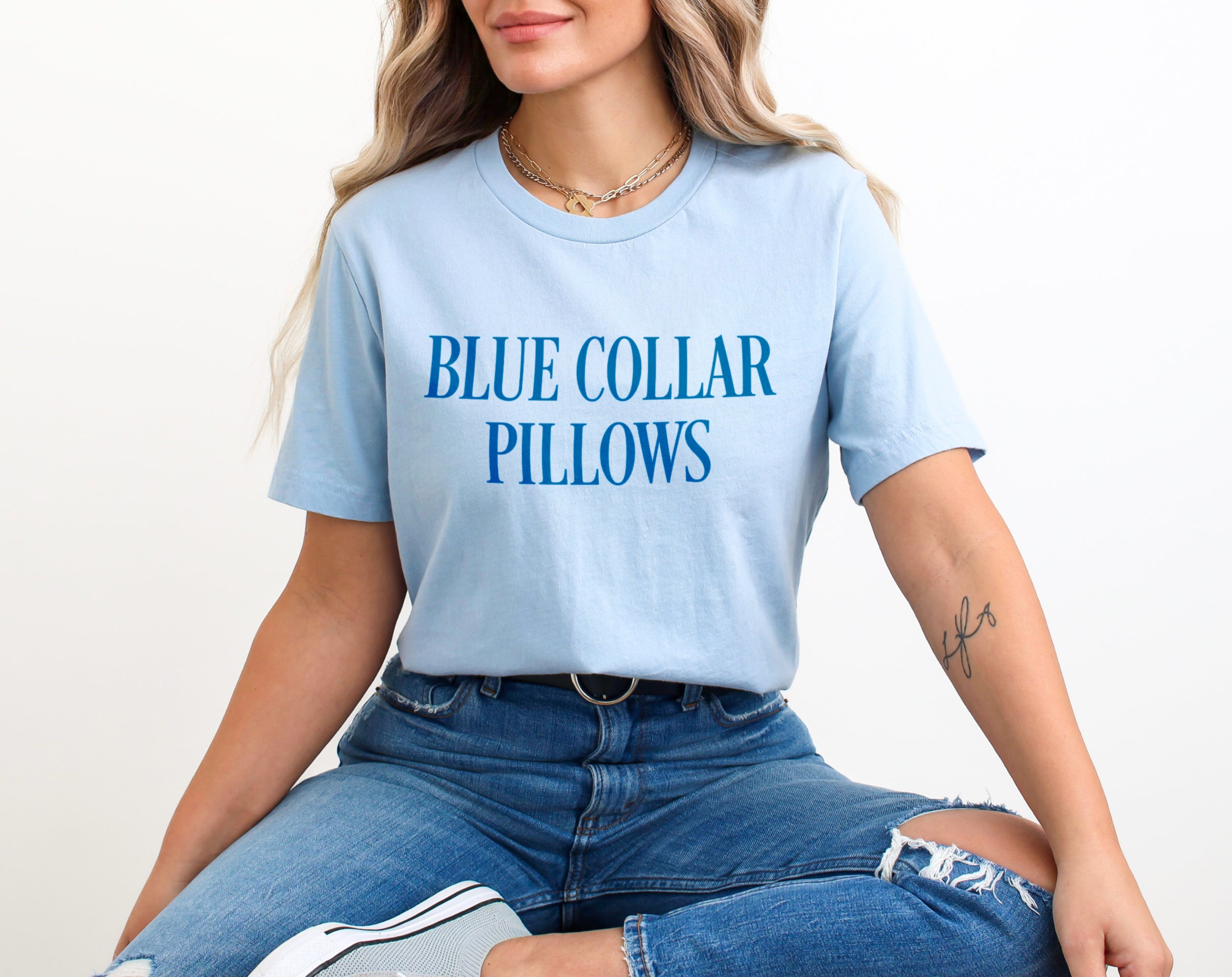 Shirt pillows with clearance collar